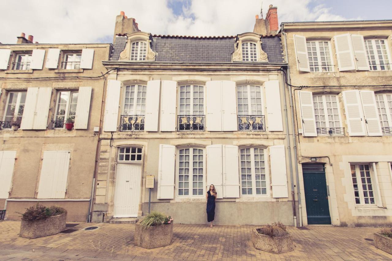 La Maison De La Liberte Jules Verne * Poitiers